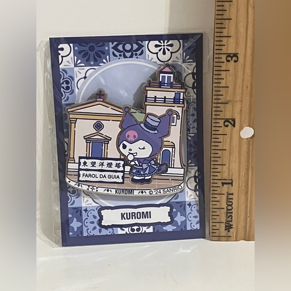 Kuromi Macau Exclusive Magnet - Picture 4 of 5